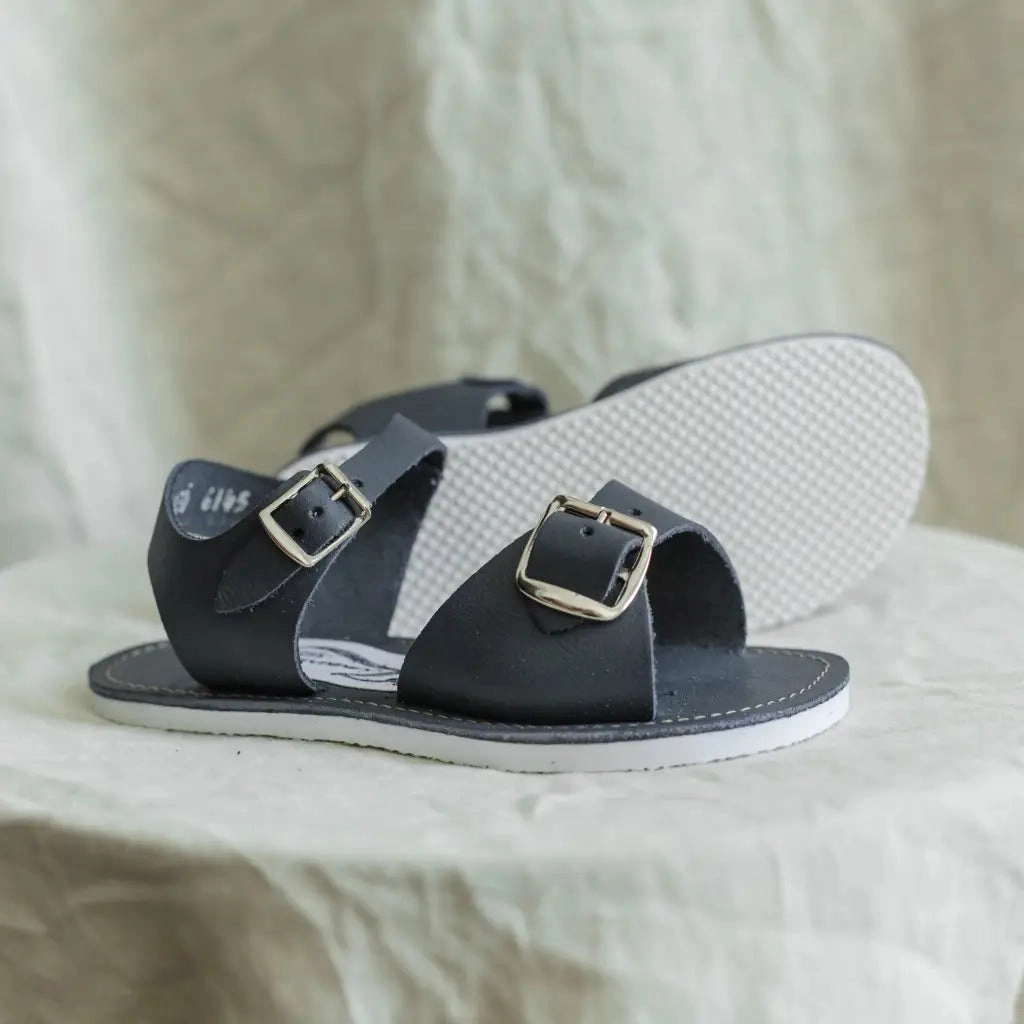 Everyday Use Stevie Sandal - Navy
