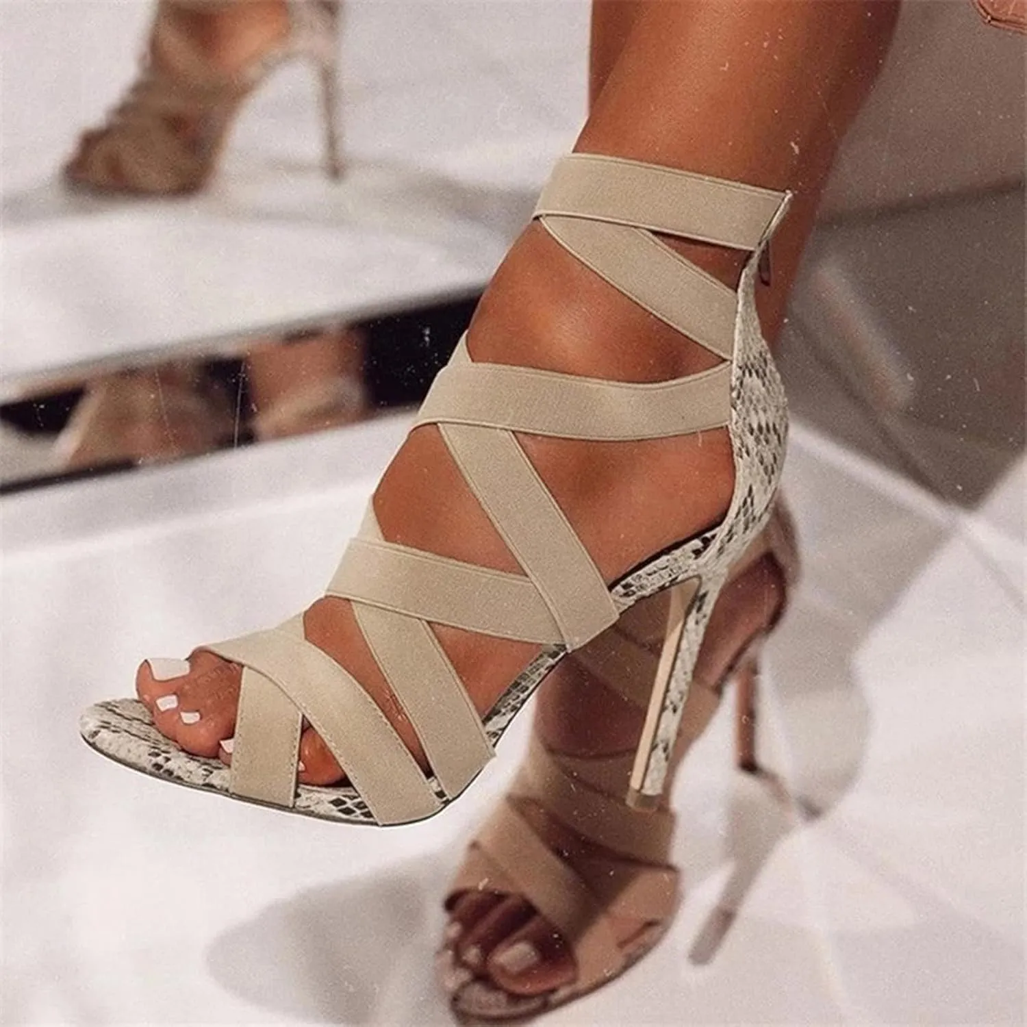 Stiletto Heels Women's Open Toe Ankle Strap Chunky Heels Platform Shoes Women's Chunk Low Heel Pump Sandals
