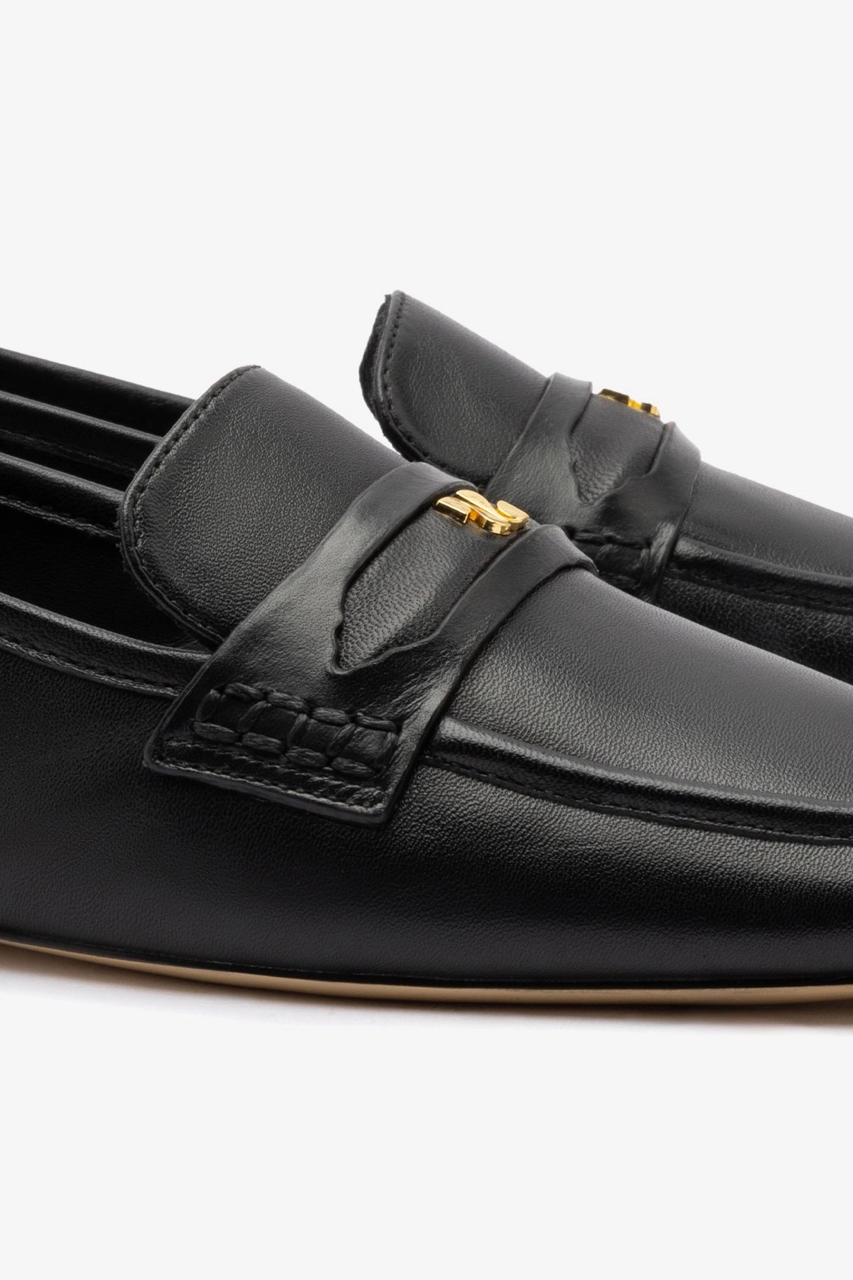 Suki Flat Loafer In Black Leather Canvas Material Moisture Wick