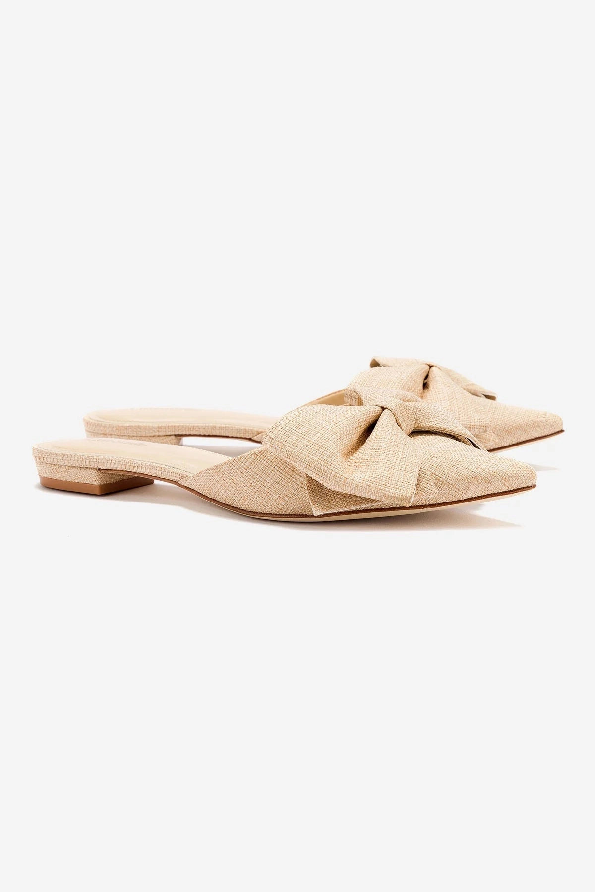Elle Flat Mule In Beige Raffia Guest Side Ferry Dock