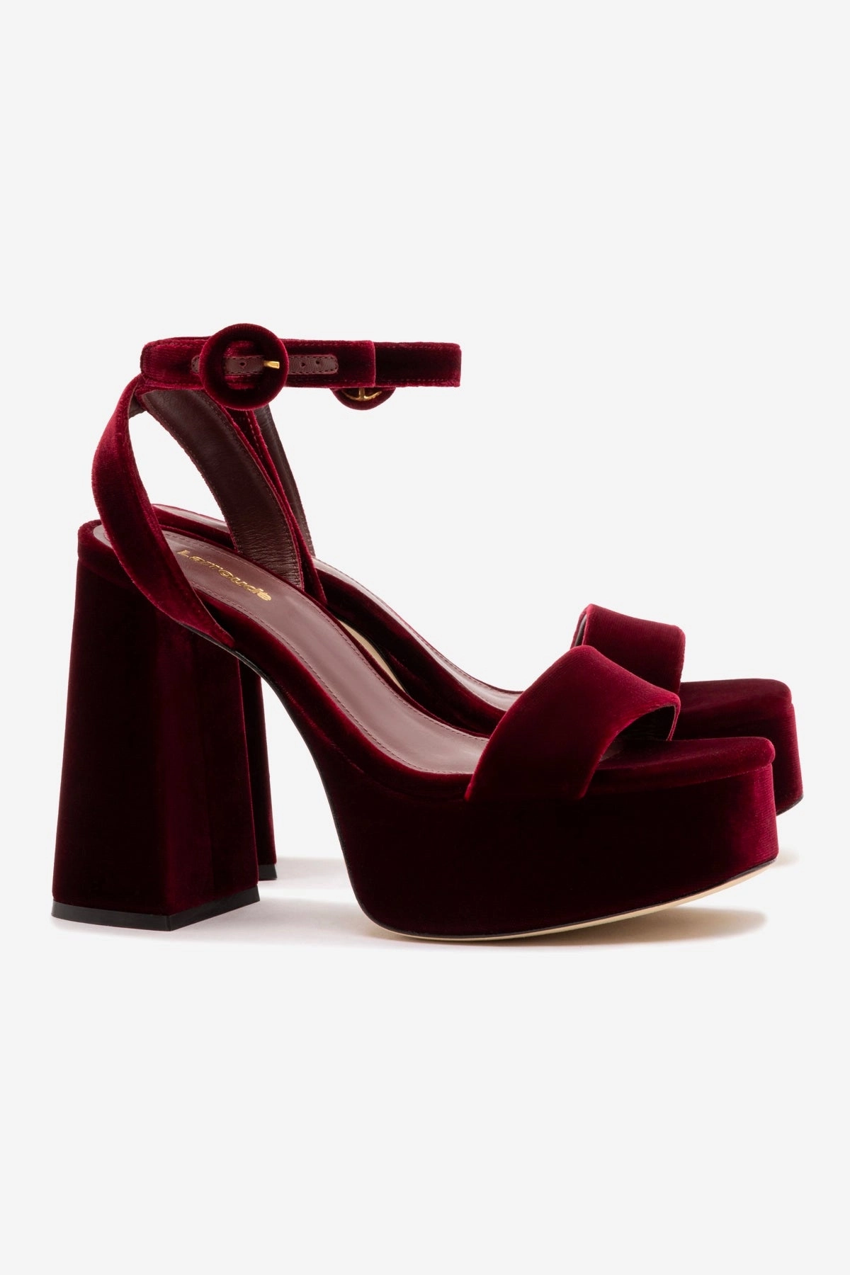 Thermoregulating Fabric Dolly Sandal In Wine Velvet Seamless Edge Finishing Hydrophobic Lining