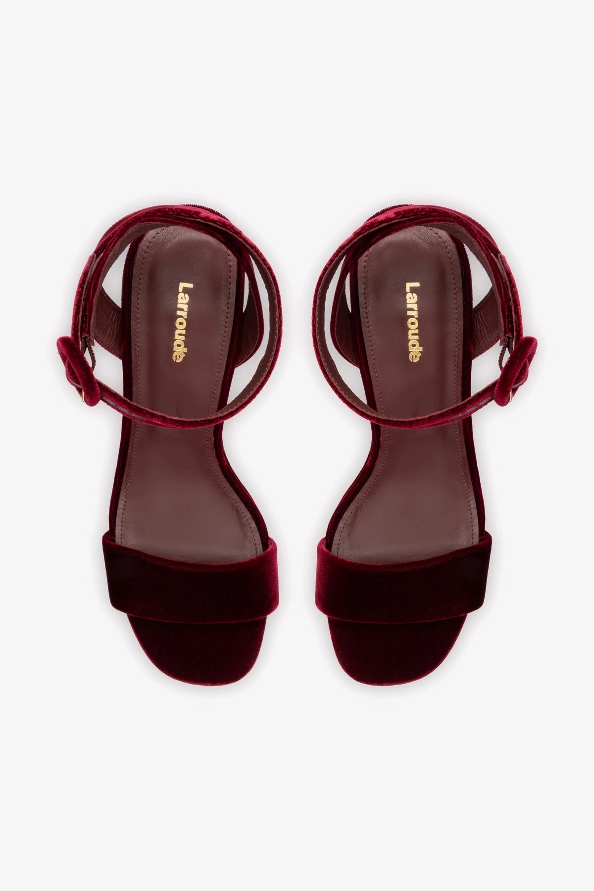 Cushioned Ankle Collar Reinforced Stitch Construction Thermoregulating Fabric Dolly Sandal In Wine Velvet