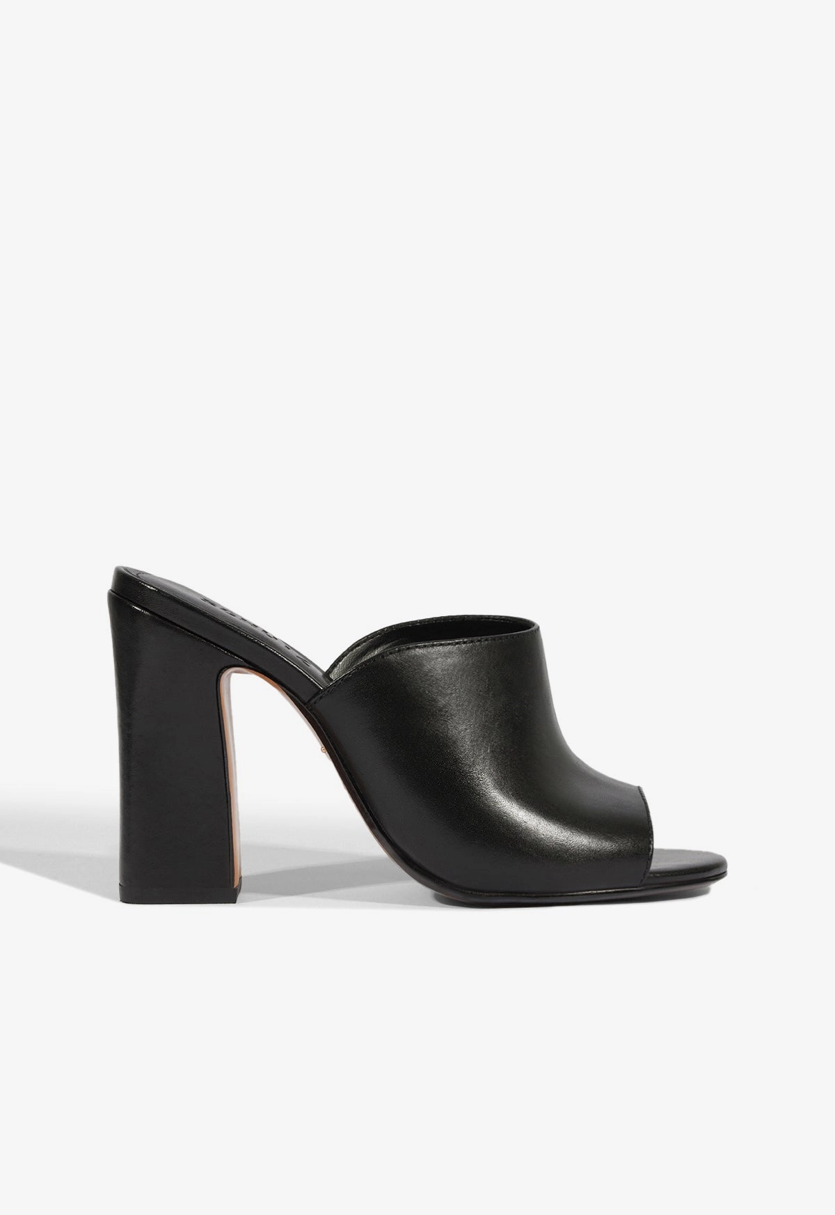 Italian Chic Esme Leather Sandal