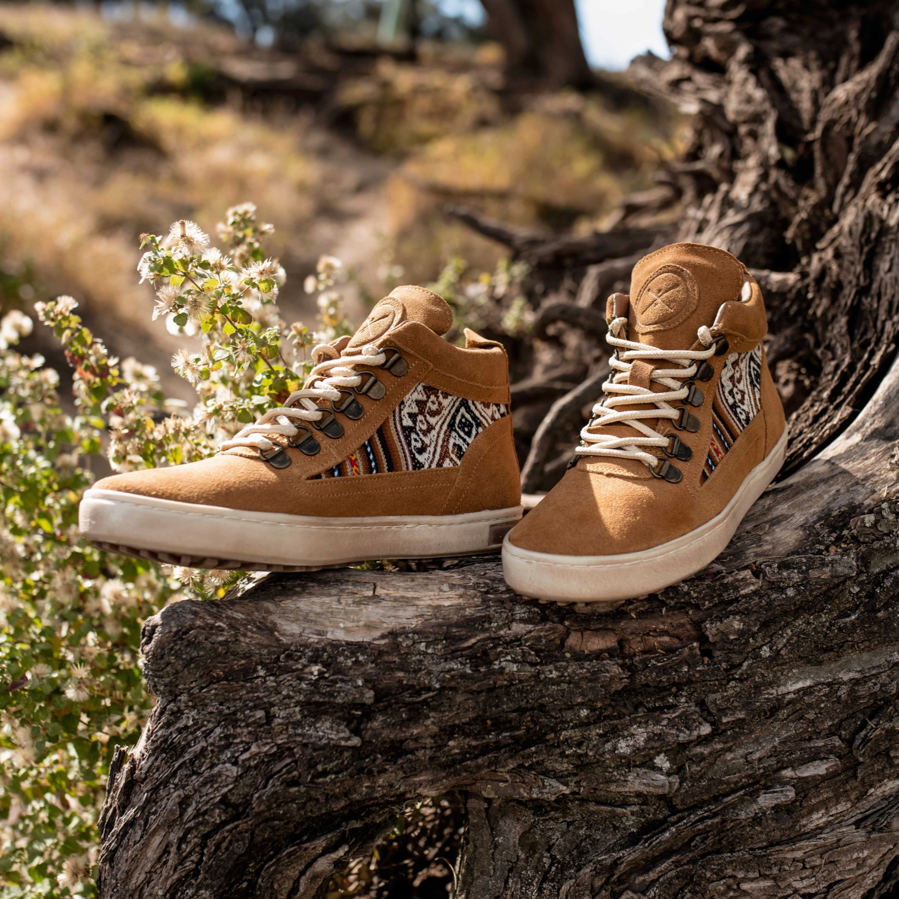 anti-odor Tan Suede Camping Boot