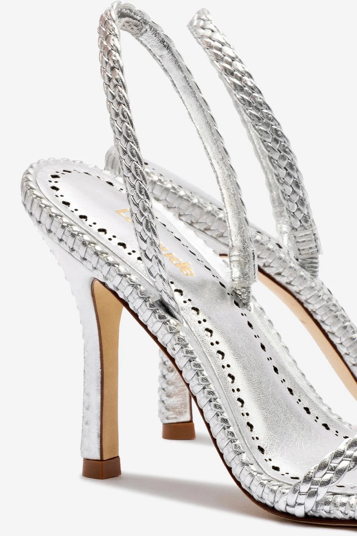 Trail Ease Annie Sandal In Silver Metallic Leather Toe Gripping Technology