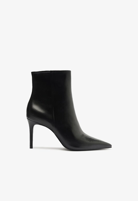 Wide Base Stabilization Ventilation Ports Mikki Bootie