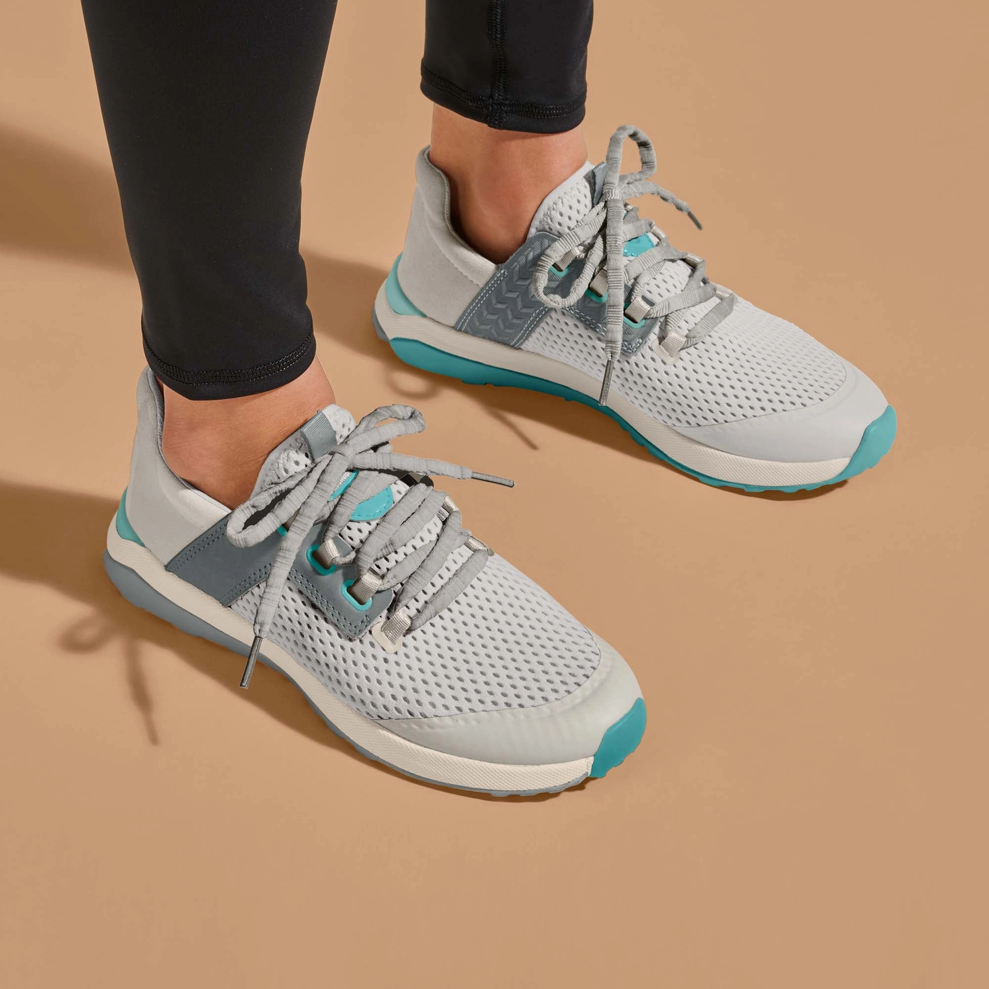 Moist Guard Autumn Tone Wailuku - Mist Grey