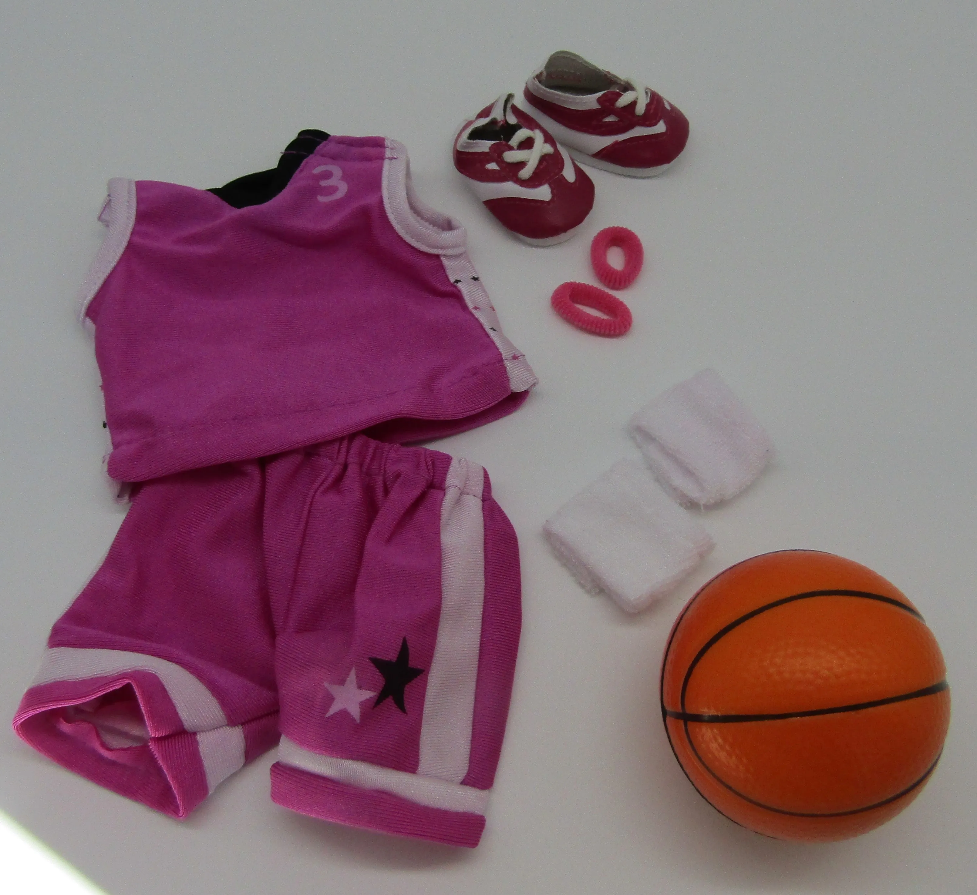 Wellie Wisher 14 inch Doll Basketball 6 Pc Set: Purple