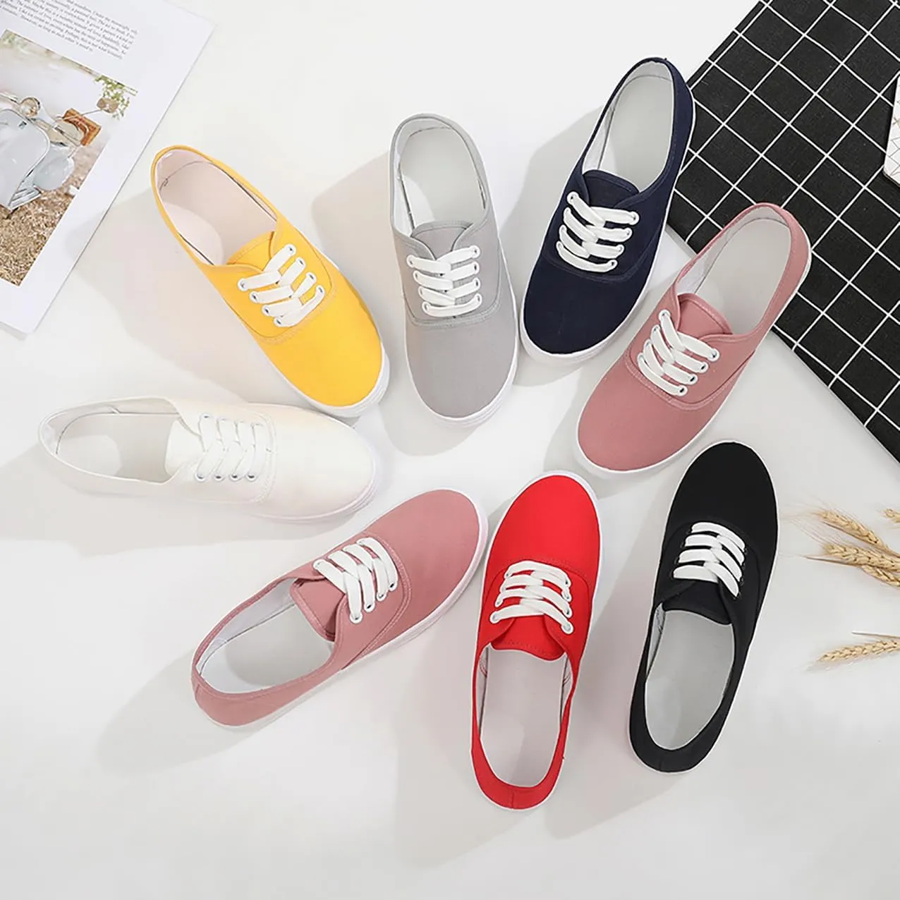 Women Canvas Sneakers Cute Walking Shoes Classic Canvas Shoes Comfort Lace Up Tennis Shoes Lightweight Textile Flats Shoes Foam Flat Shoes Biscuit Shoes