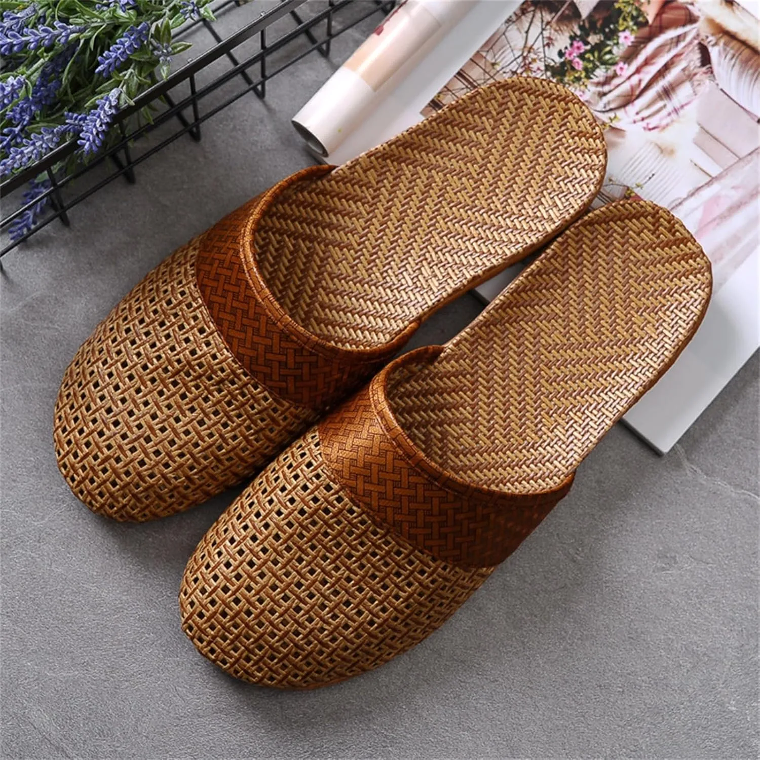 Womens Summer Slippers with Rubber Soles Memory Foam Closed Toe House Slippers Anti Slip Grass Mat Bamboo Sandals Indoor Breathable Outdoor Sandals