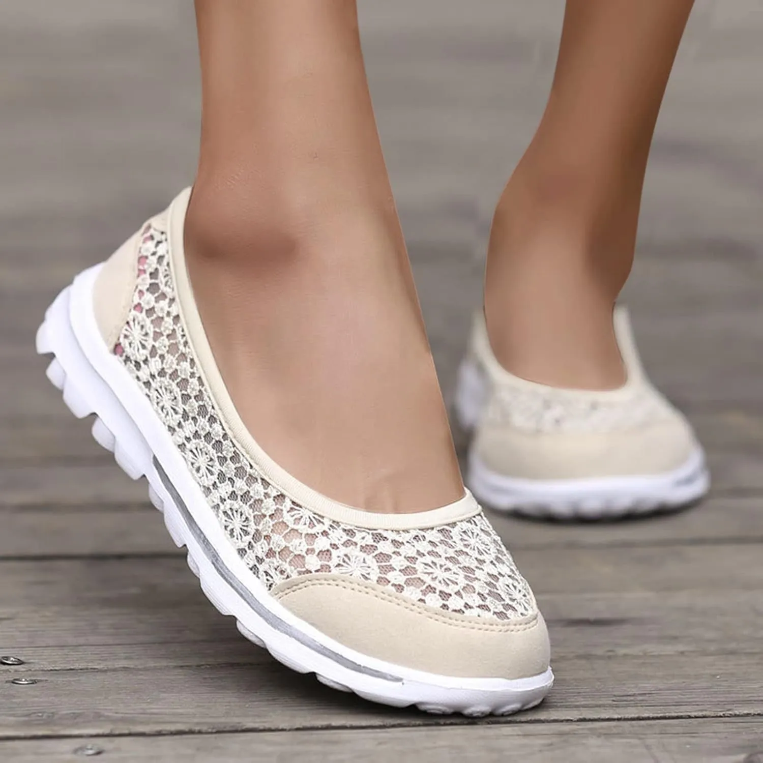 Womens Walking Sneakers Women Lace Up Shoes Flats Casual Shoes Lightweight Work Shoes Breathable Slip Work Trainers