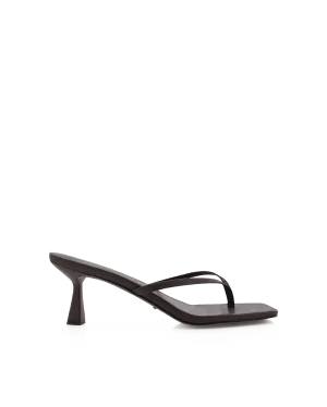 XAMI - CHOCOLATE Travel Safe Casual Heels