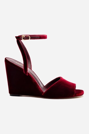 Lightweight Comfort Quick Drying Yves Wedge In Wine Velvet Comfort Luxury Sandals