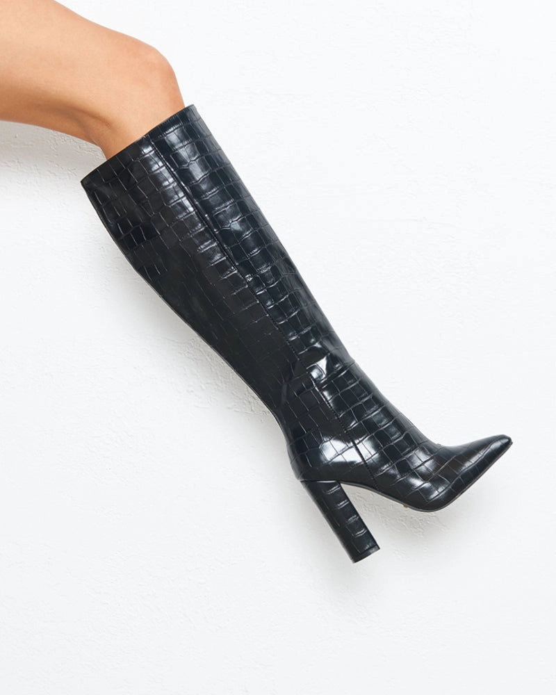 MILLA WIDE FIT - BLACK CROC Rugged Function